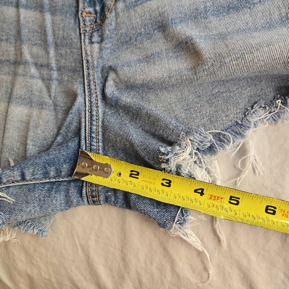 American Eagle Stretch Ultra High Waist 90s Denim Cutoff Shorts - Picture 8 of 10